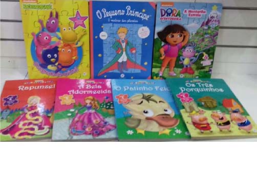 foto 2 de livros e brinquedos