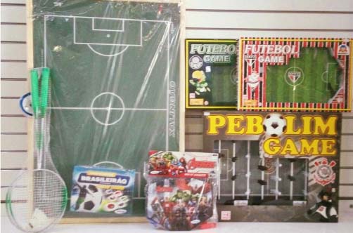 foto 4 de livros e brinquedos